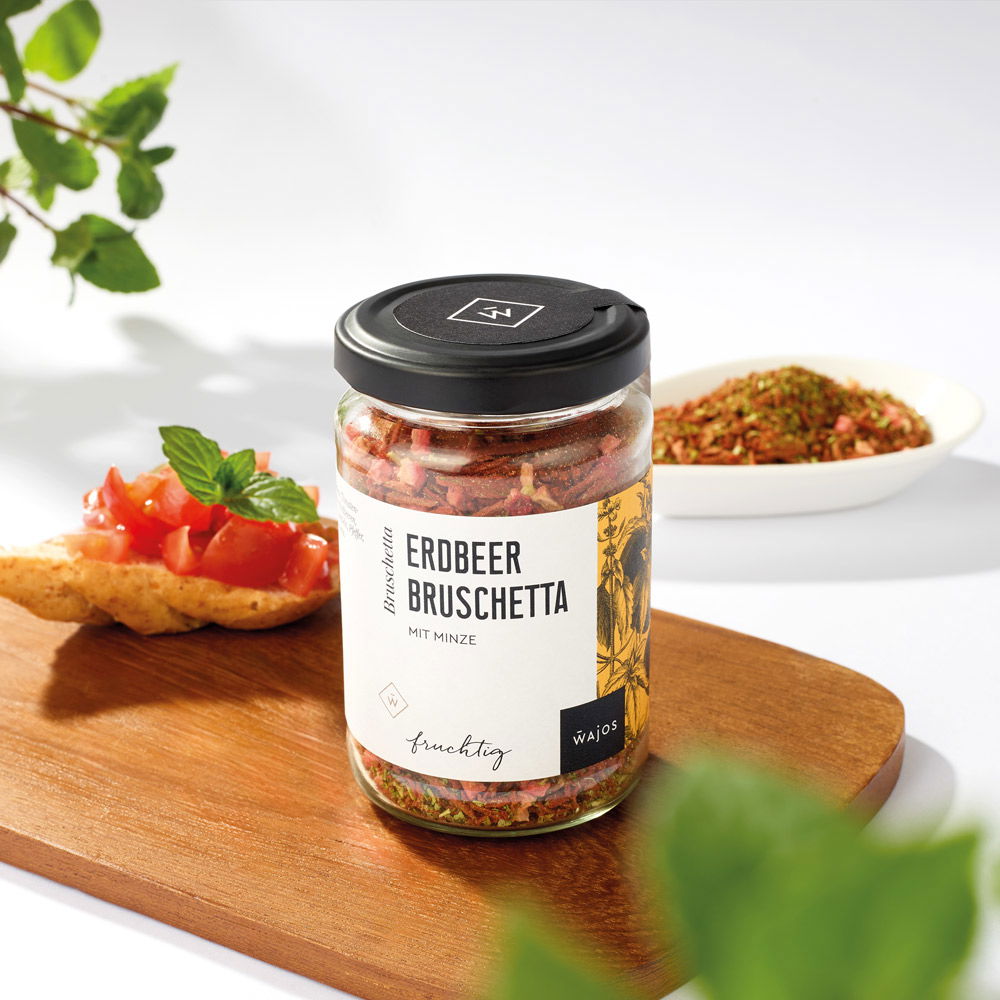 Erdbeer-Bruschetta mit Minze