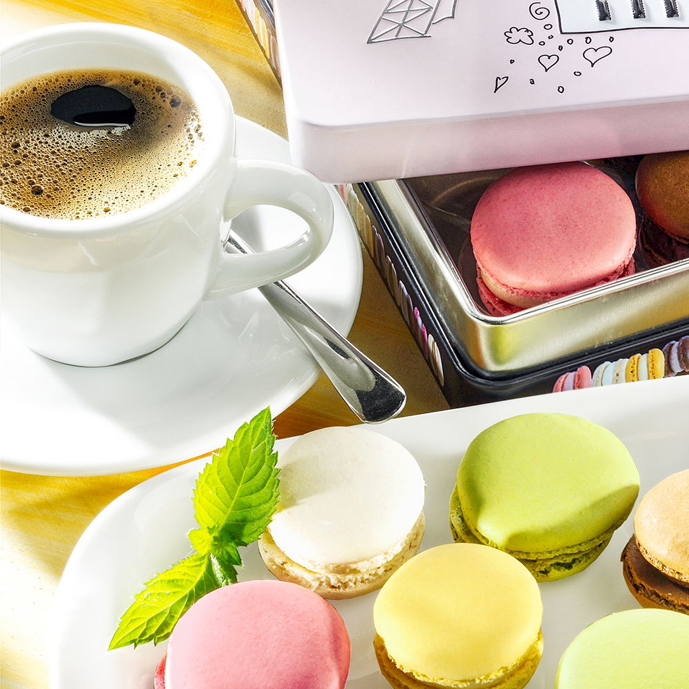 Macarons in Prägedose