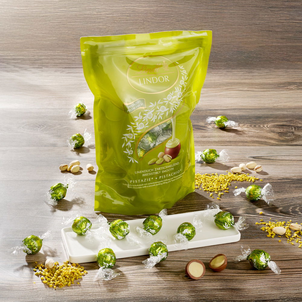 Lindt Lindor Schokoladen-Kugeln Pistazie im Vorratsbeutel