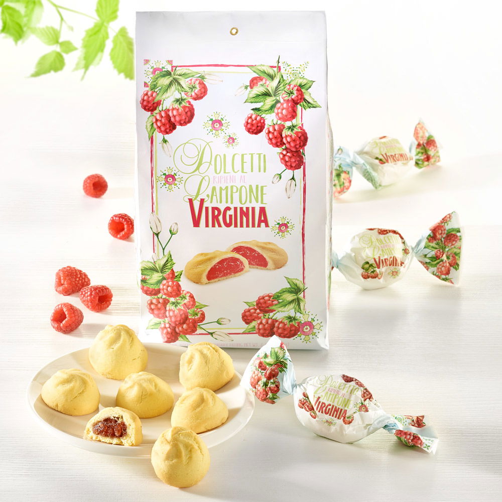 Italienisches Gebäck mit Himbeerfüllung