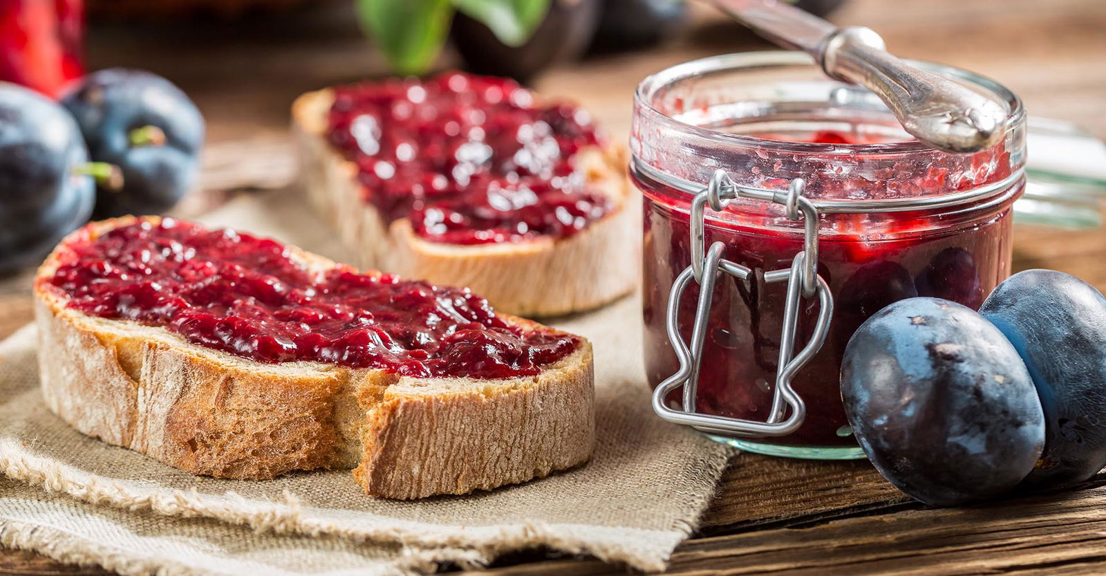 Konfitüre & Brotaufstriche