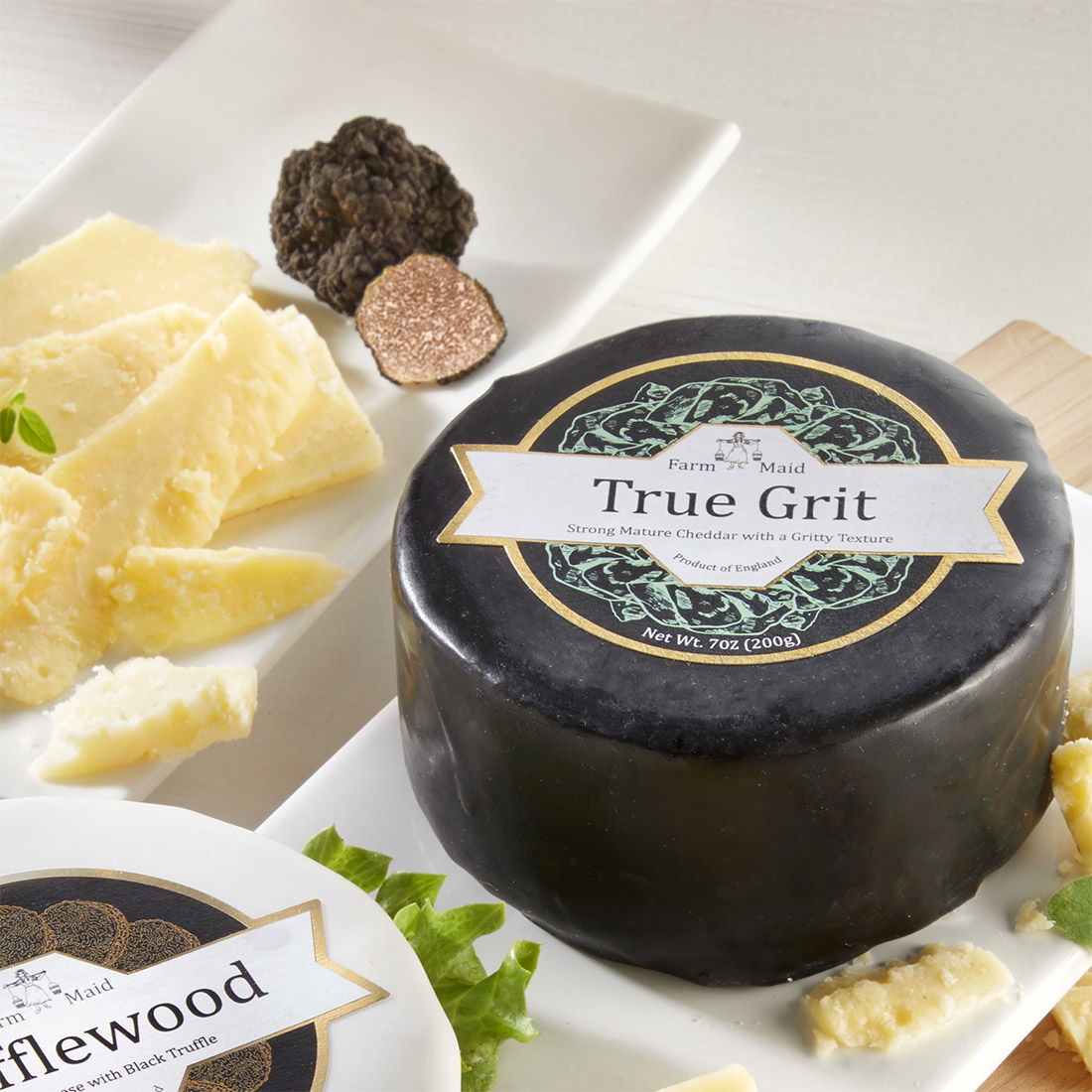 Farm Maid Cheddar True Grit, im Stück