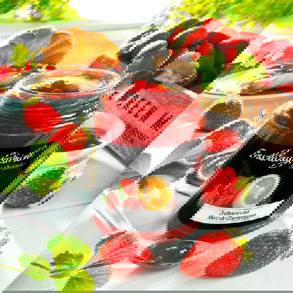 Schrader Erdbeerkonfitüre mit Marc de Champagne