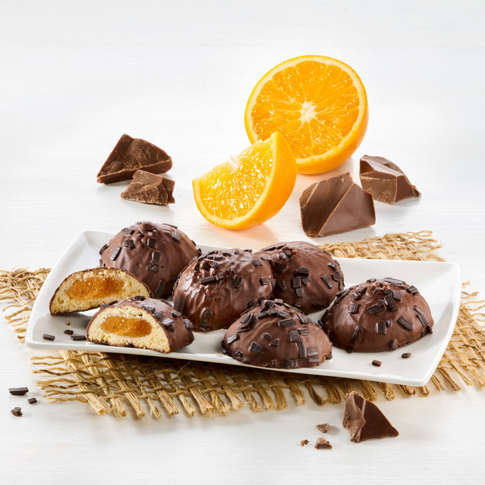 Italienisches Gebäck mit Orangencreme