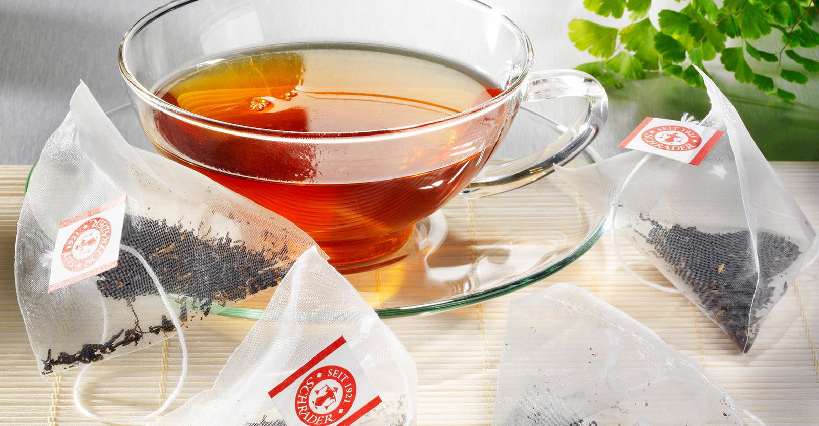 Schwarzer Tee im Beutel
