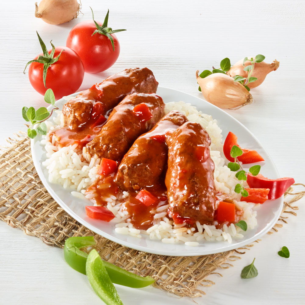 Mecklenburger Landpute Cevapcici in Letscho aus Schweinefleisch
