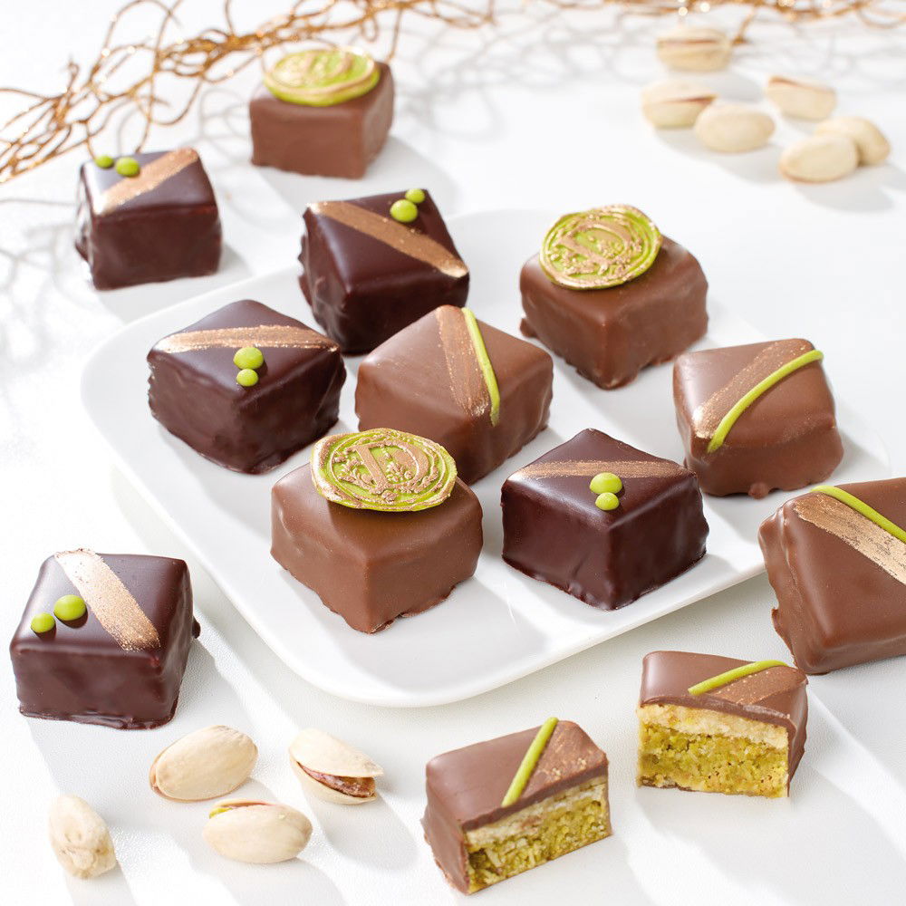 Dub-Petit Fours