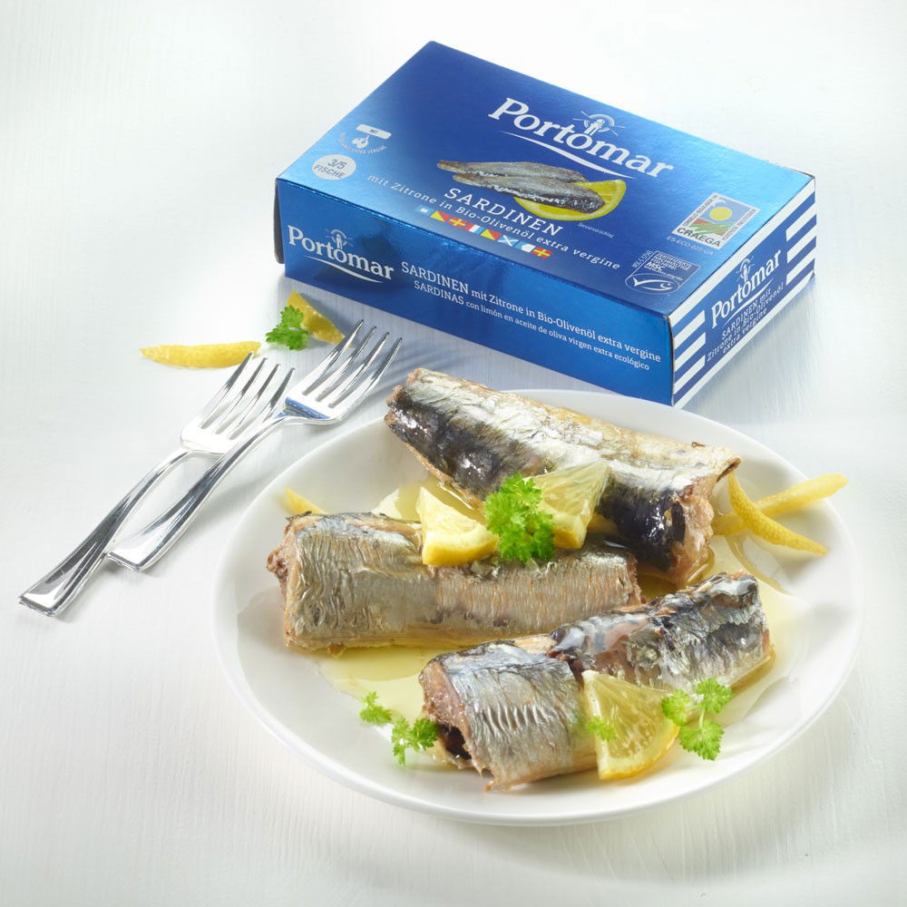 Sardinen in Olivenöl mit Zitrone