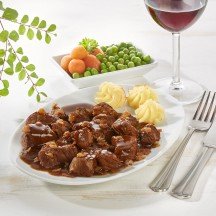 Dürrröhrsdorfer Rindergulasch in Schalotten-Rotweinsauce