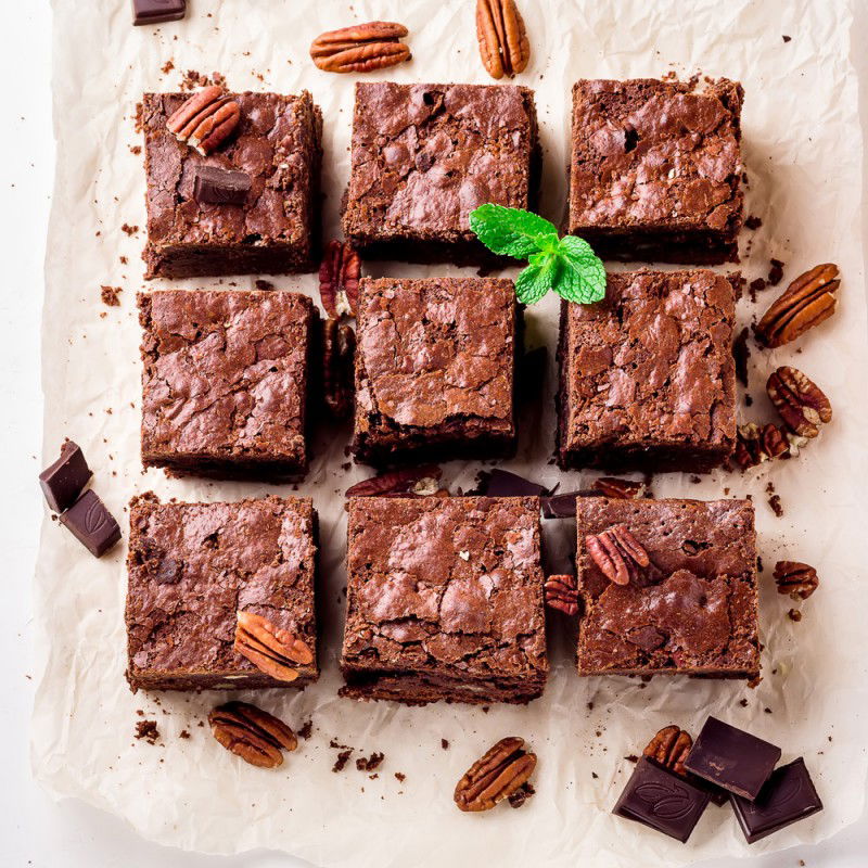 media/image/Brownies-mit-Schokolade-undxO4QBeiPhmXma.jpg