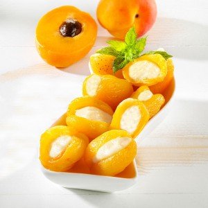 Aprikosen gefüllt mit Frischkäse