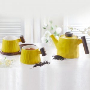 Tee-Set Frühling mit Teekanne & 2 Teetassen mit Holzuntersetzer 4tlg.
